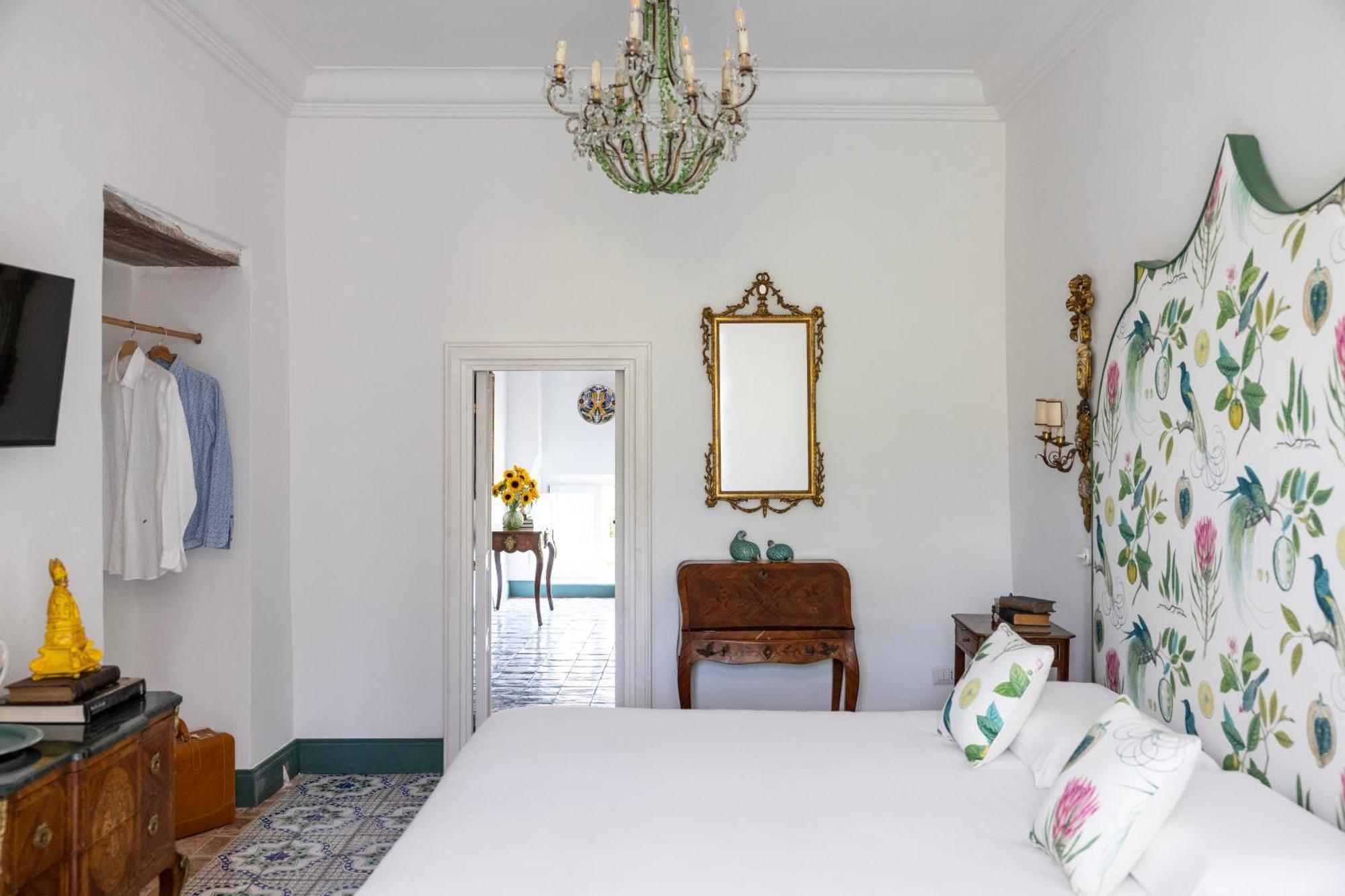 Deluxe Room Mountain View